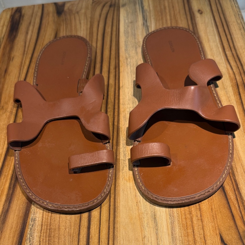 Osklen Women's Brown Leather Slide Sandals - Classic Casual
